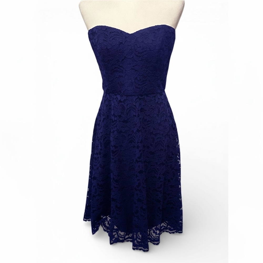 David's Bridal Strapless Lacy Navy Dress. NWT Size 10 Formal Prom Dance